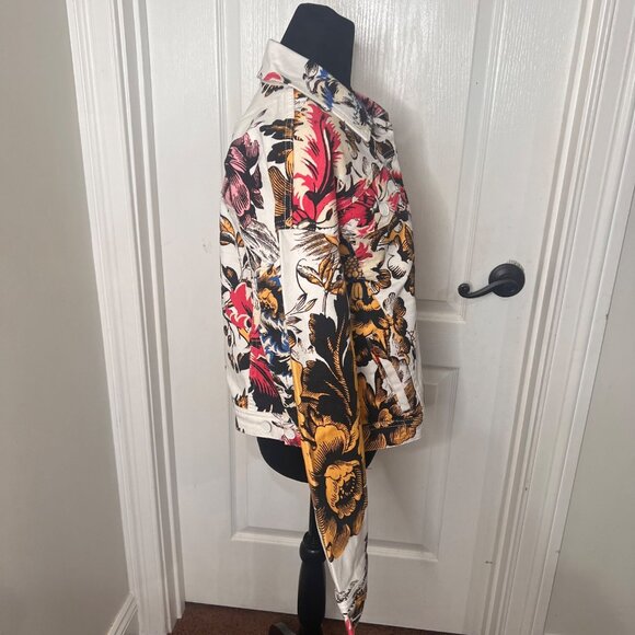 Desigual Women's White Hawaii Floral Print Jeans Jacket Size Large US NWT - Picture 16 of 16